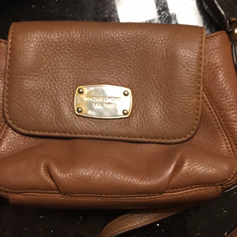 Michael Kors cross bag 💗
